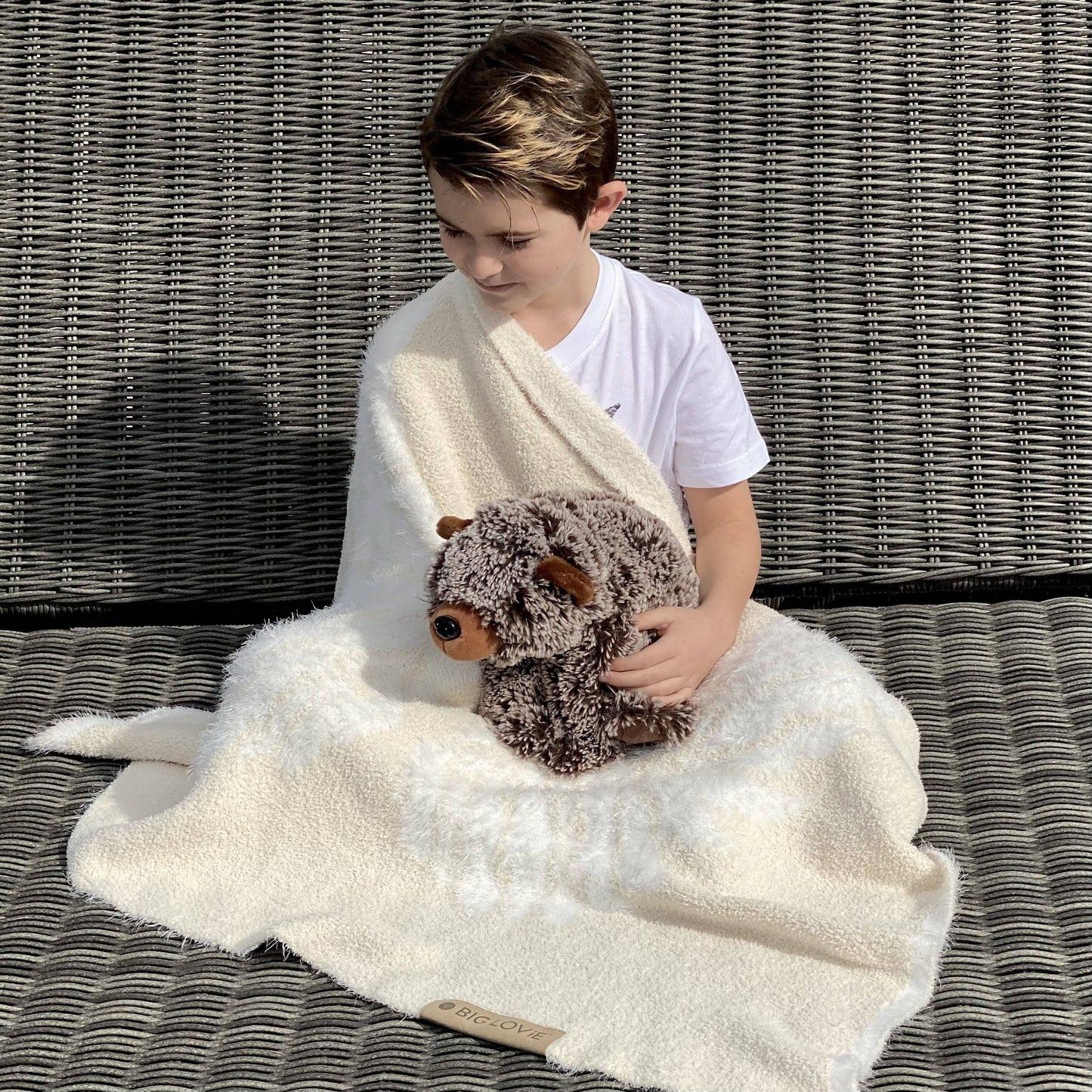 Ivory Angel Wings Blanket (small)